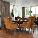 Home Hotel Tapto