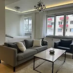 Nyrenoverat I Centrala Stockholm