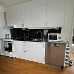 Charmig Laegenhet Med Balkong Naera Stockholm City