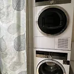 Habitacion Agradable En Zona Privilegiada