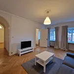 Home Inn Roer11