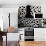 Elite Holiday Apartment - Close To Stockholm City