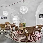 Ramilton Old Town Hostel