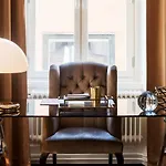 Lydmar Hotel