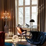 Lydmar Hotel