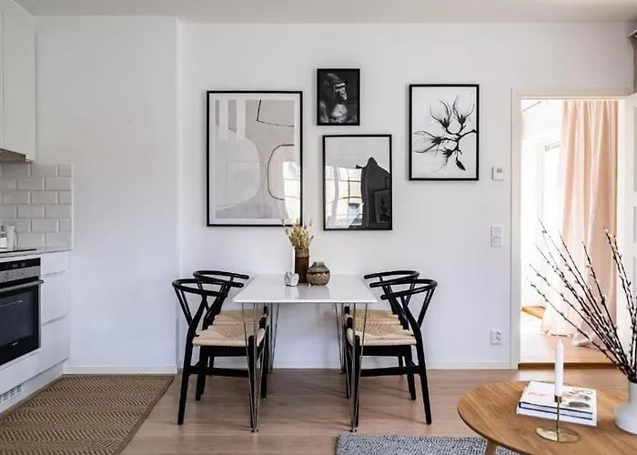 Beautiful And Modern Accommodation Near Stockholm City