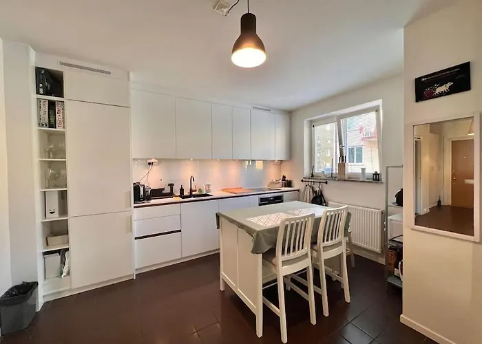 Great One Bedroom Flat Close To The City.