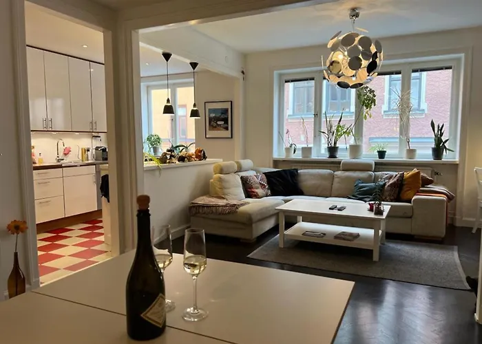 Apartment In The Middle Of So-Fo, Soedermalm, 67Sqm