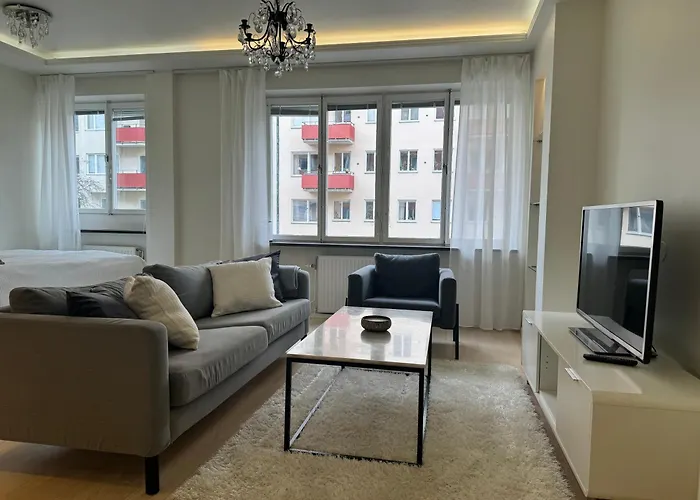 Nyrenoverat I Centrala Stockholm