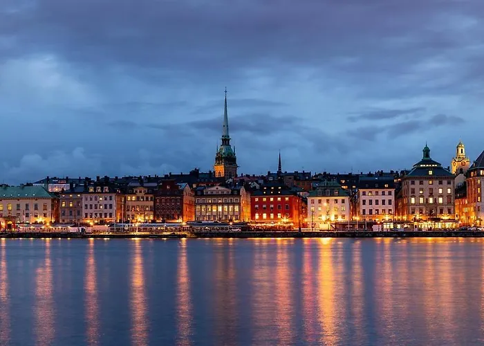Modern Apartment In Bromma Easy Access To City & Airport