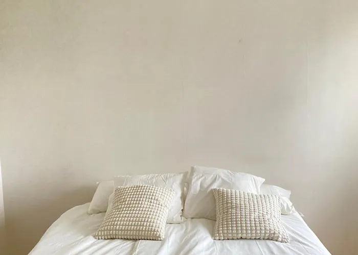 1 Bedroom Cozy Place