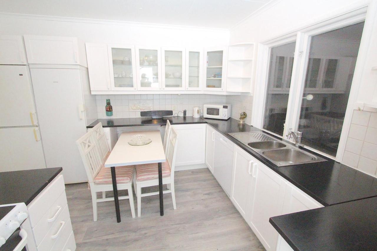 Tallkrogen Romantic House - Upper Or Lower Apartment Stockholm