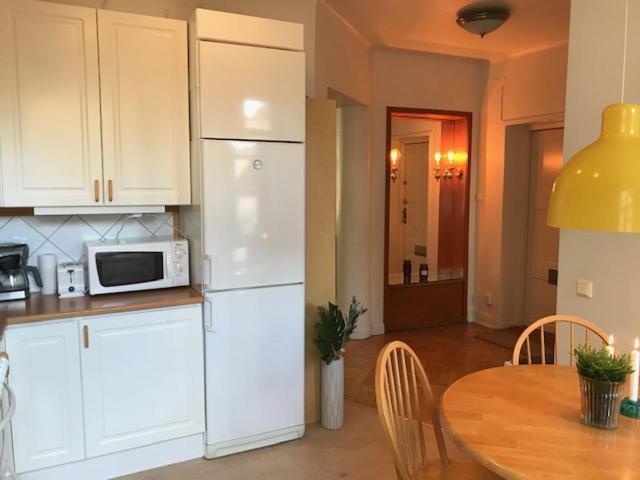 Stylish & Light 2 In Sofo, 60sqm Stockholm