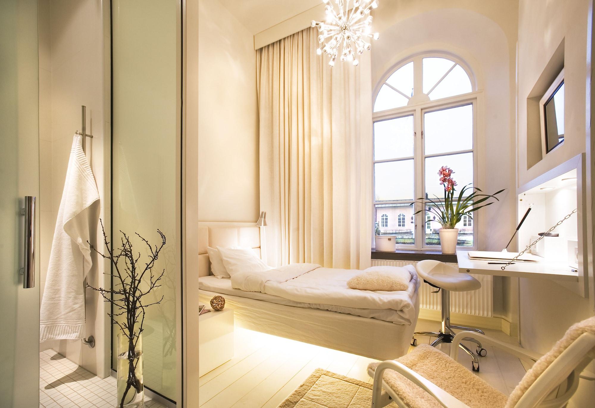 Hotel Ulfsunda Slott 4*