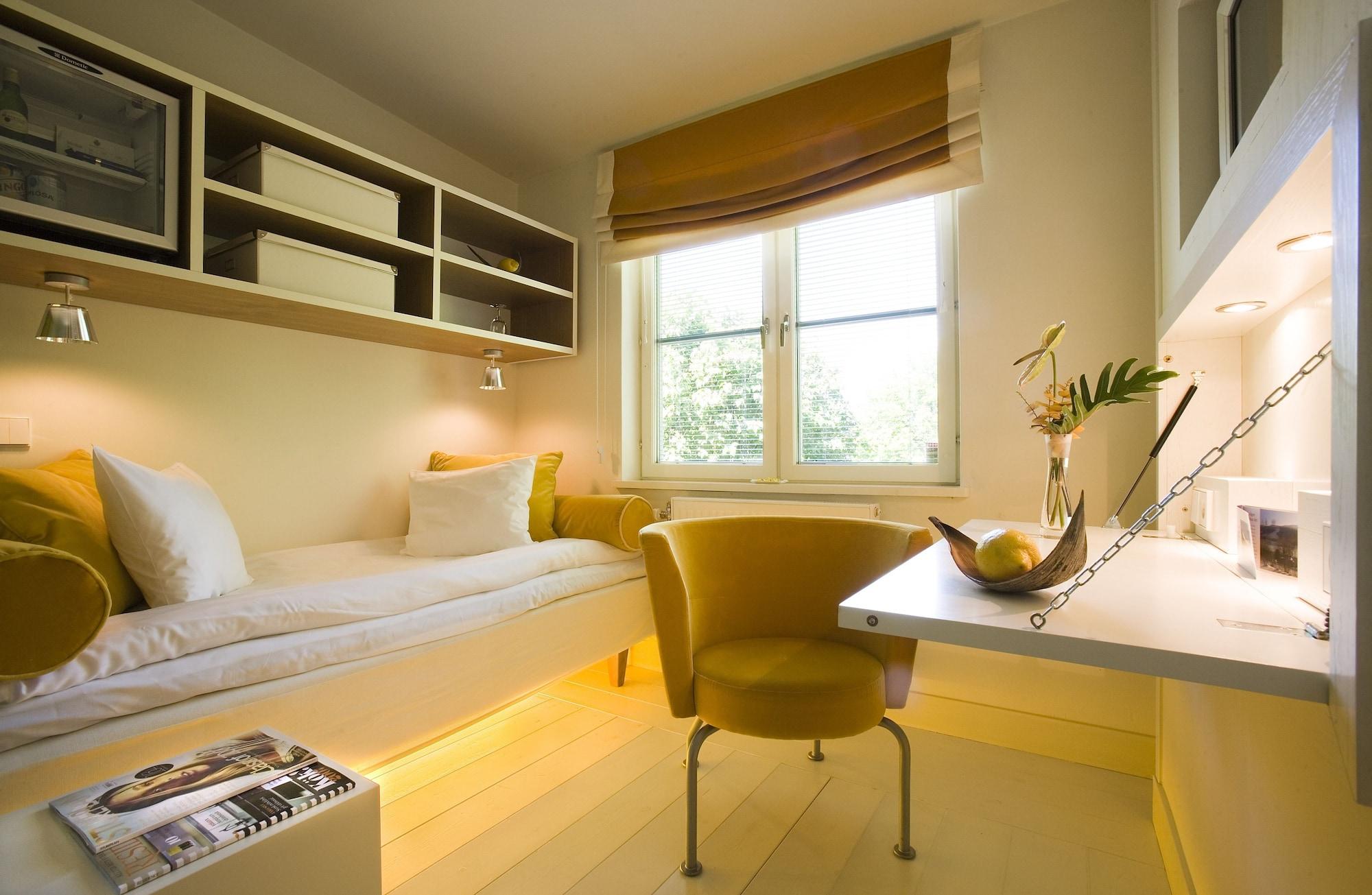 Ulfsunda Slott Hotel 4*