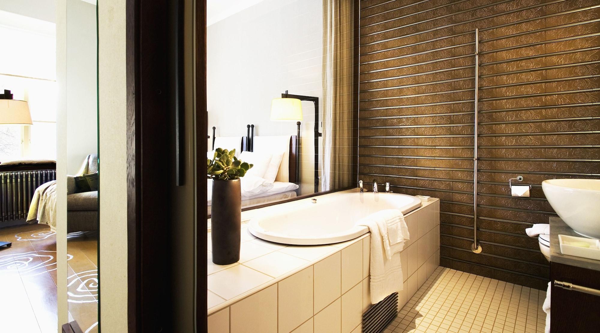 Hotel Ulfsunda Slott 4*