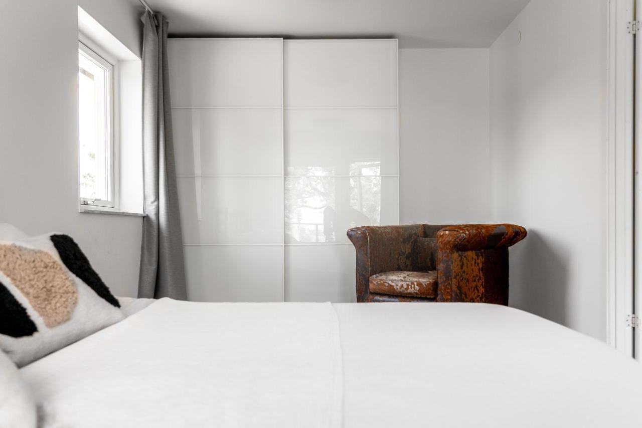 Elegant With Stunning Sea View And Garden Apartment Stockholm