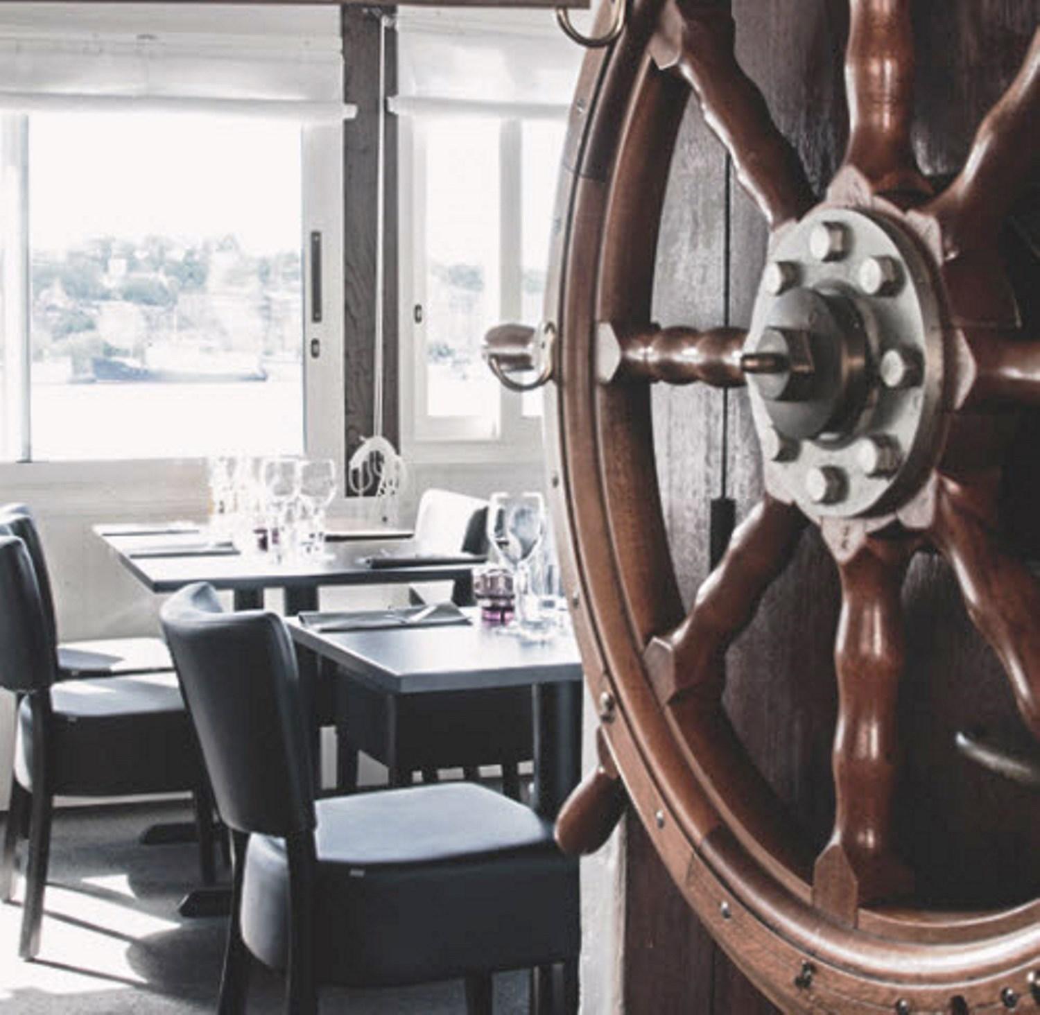 Maelardrottningen Yacht Botel
