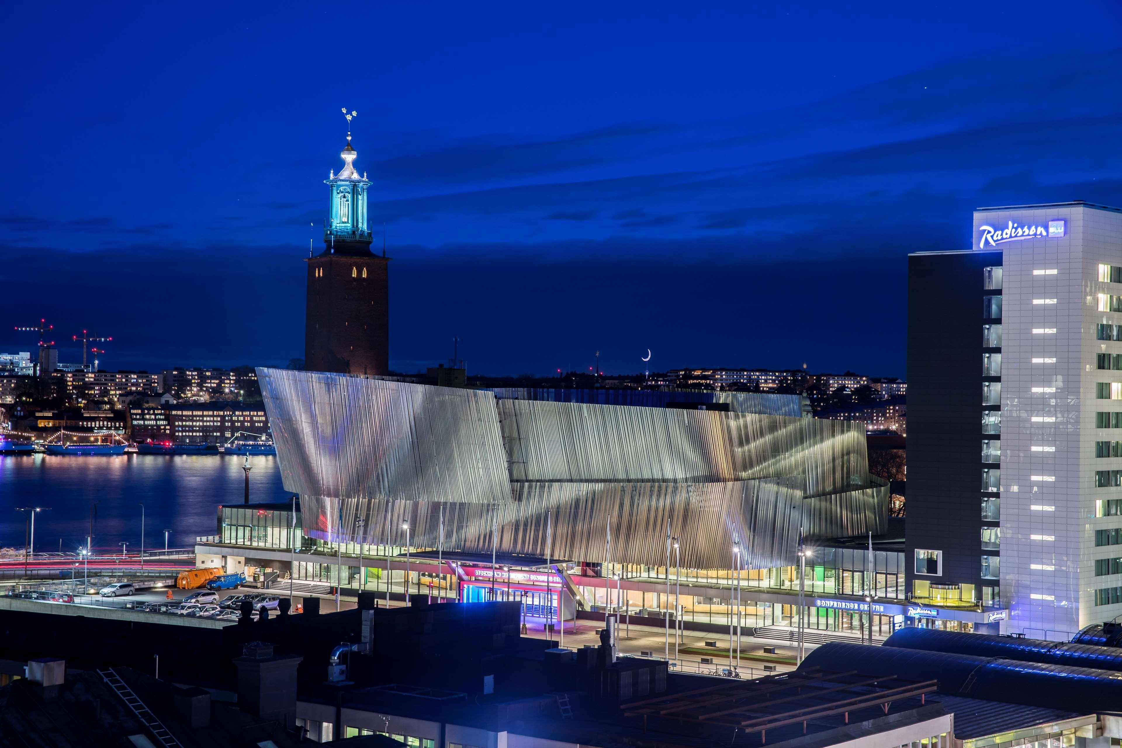 Radisson Blu Waterfront Hotel,
