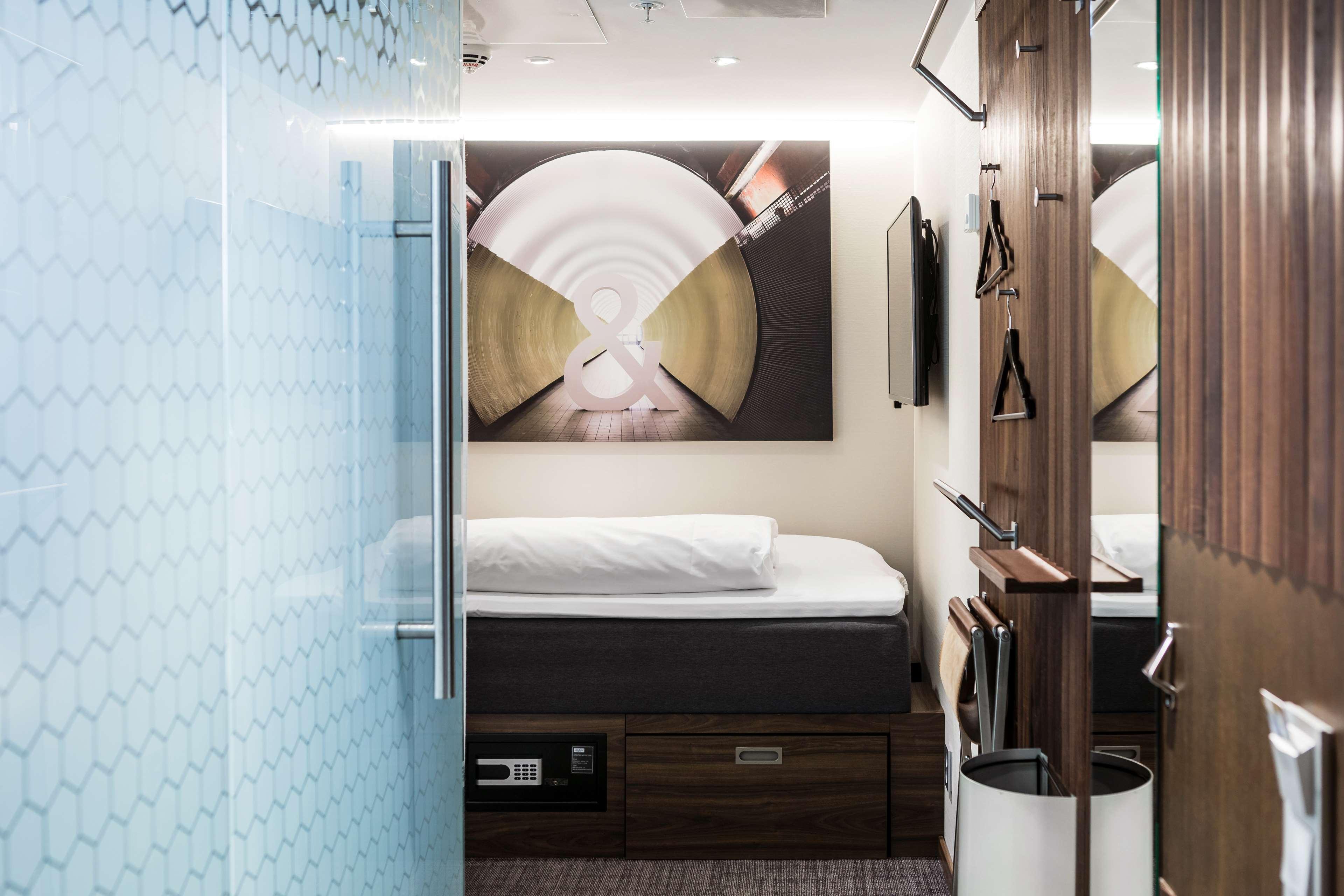 Hotel Western And 3*