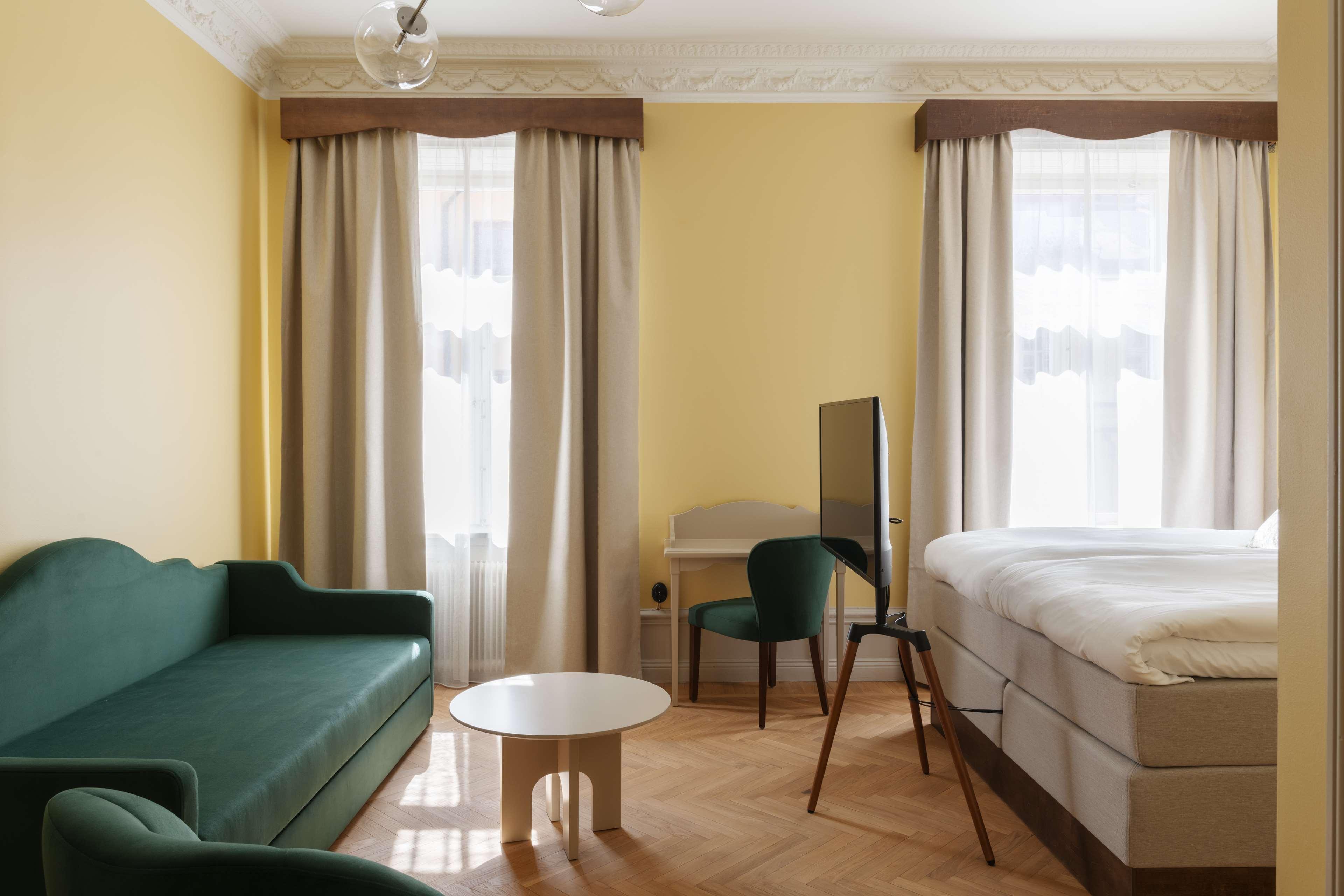 Ruth, Worldhotels Crafted Hotel