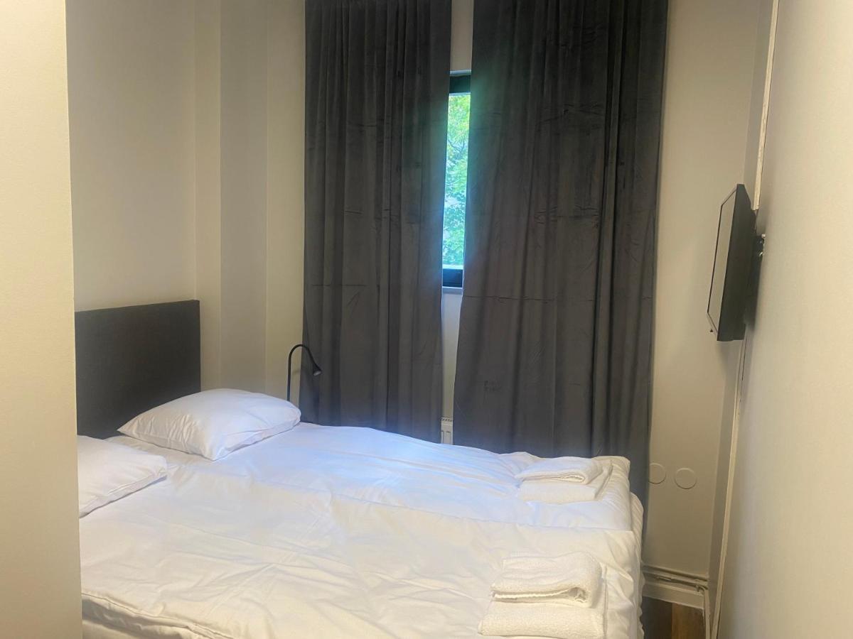 Metro Apart Aparthotel *