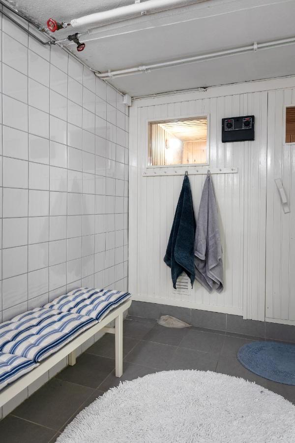 Family 4-bedroom With Fireplace And Sauna Villa Stockholm