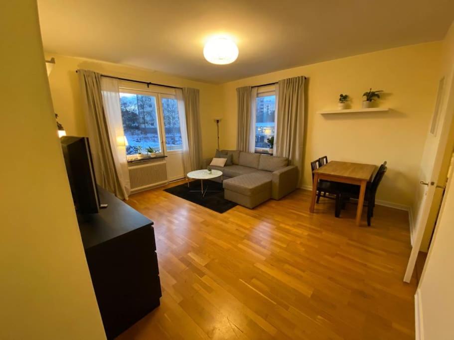 Apartment Mysiga Och Smidiga Lagenheter I