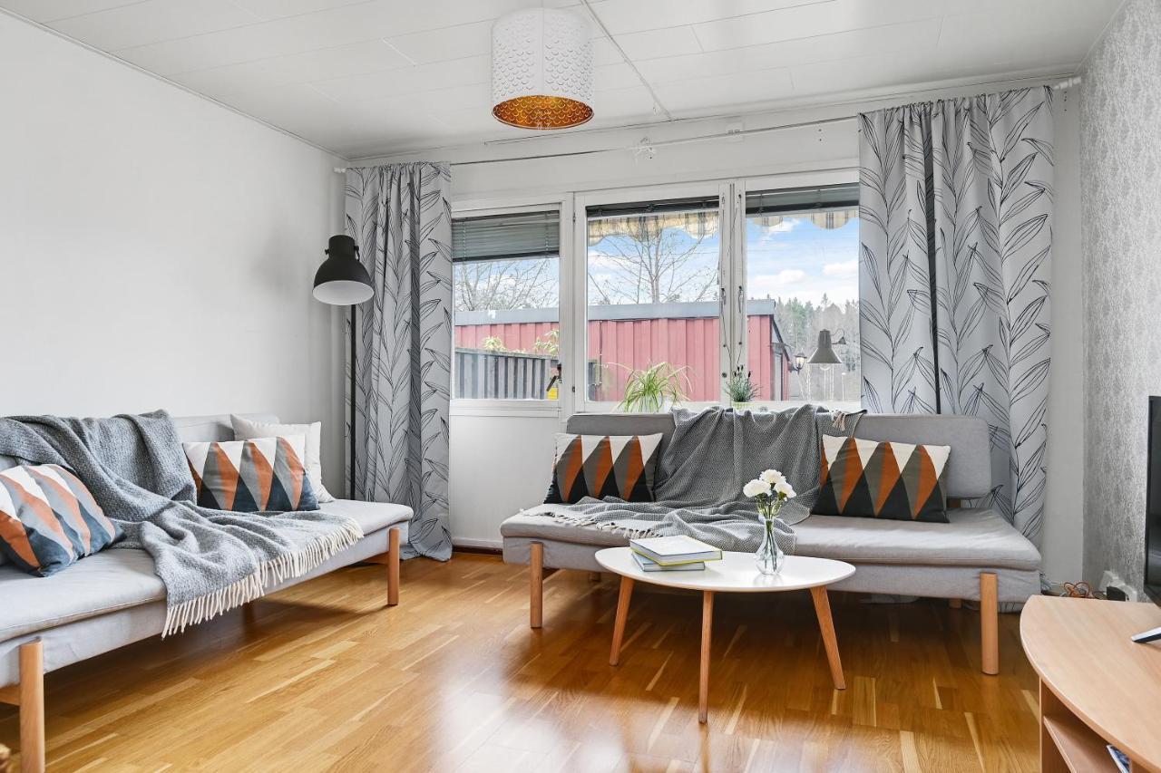 Sparkling Modern House In Kista - Close To Ferienhaus *