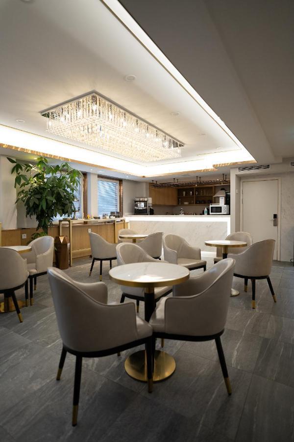 Livington Hotel