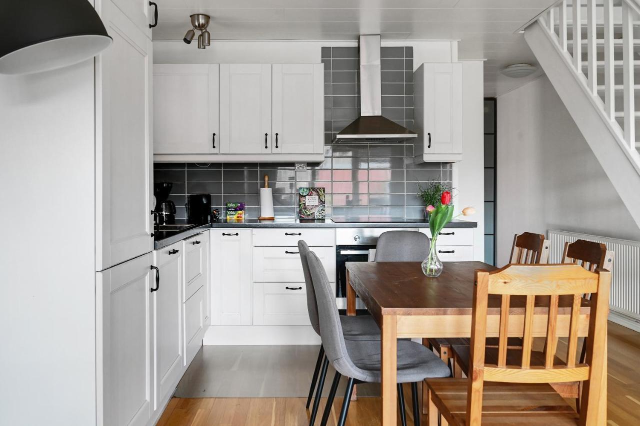 Sparkling Modern House In Kista - Close To Holiday home Stockholm