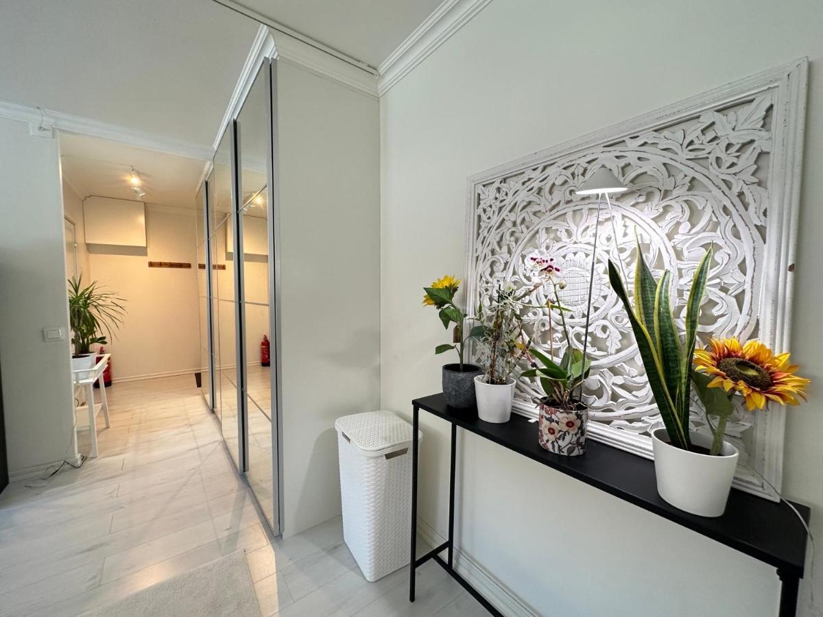 Apartment Travel