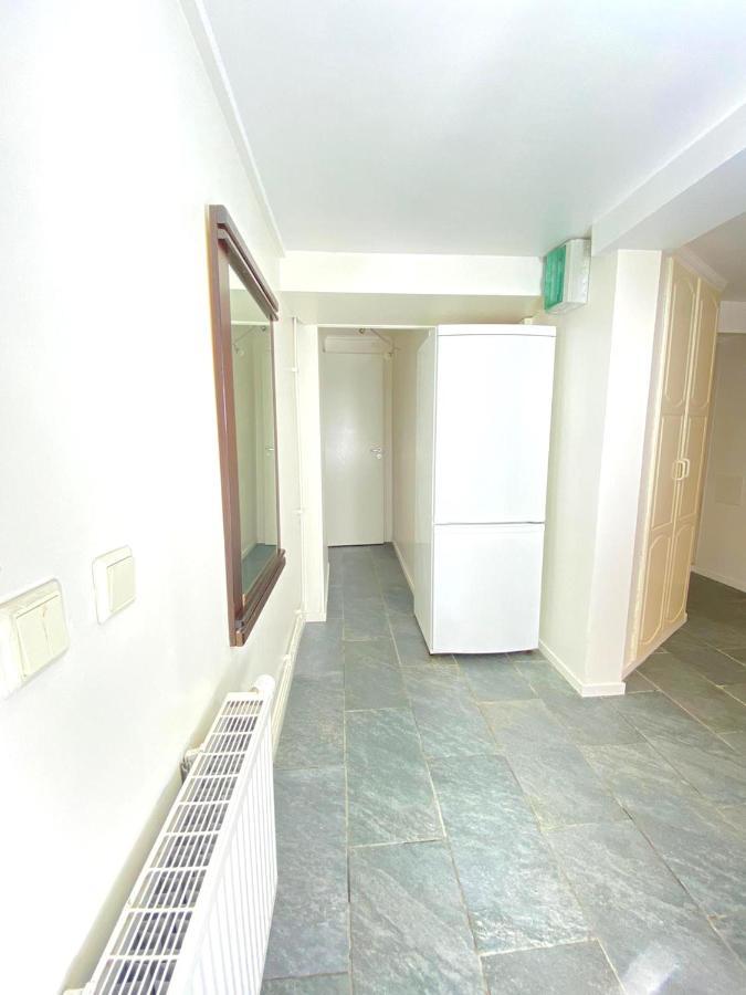 Tallkrogen Romantic House - Upper Or Lower Apartment