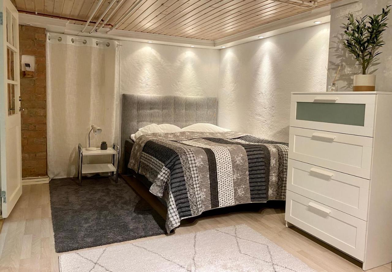 Lower Floor Of 50 Sqm In With Parking Apartment