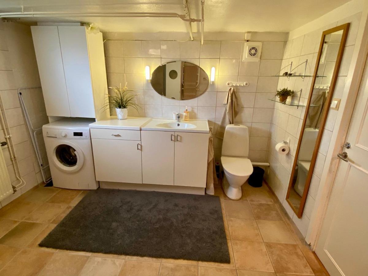 Lower Floor Of 50 Sqm In With Parking * Stockholm