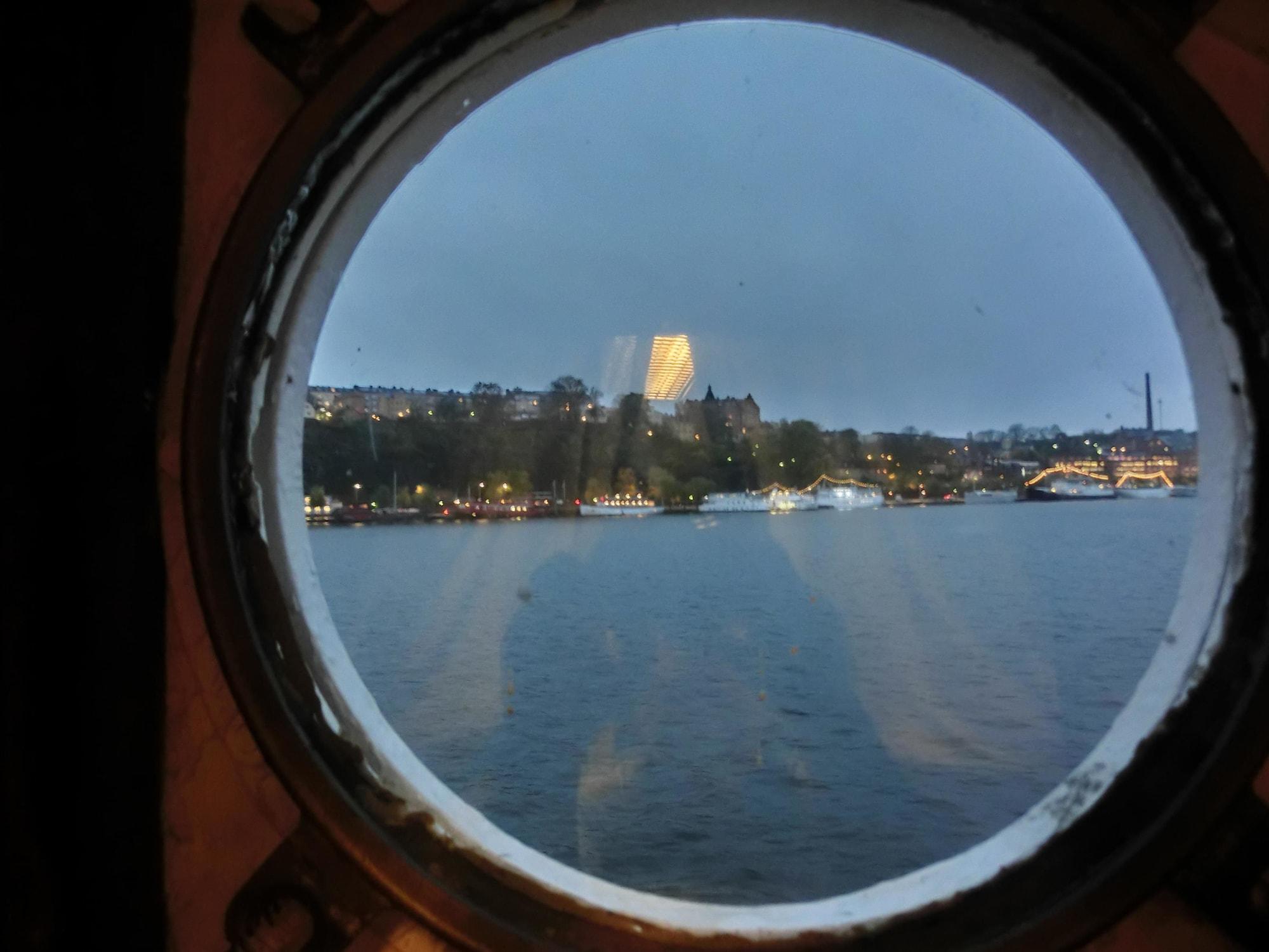 Botel Maelardrottningen Yacht