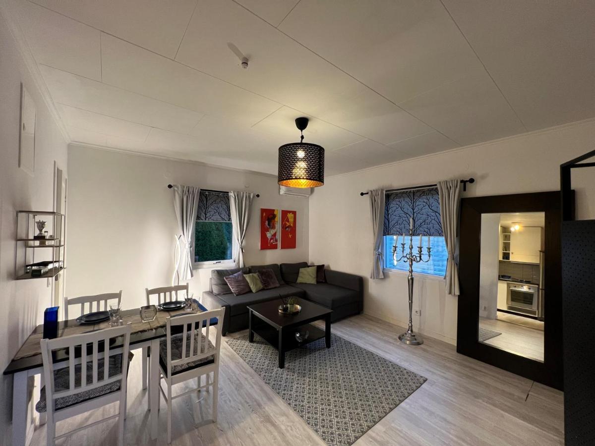 Apartment Fresh And Cozy Little House 45km In Taby Stockholm
