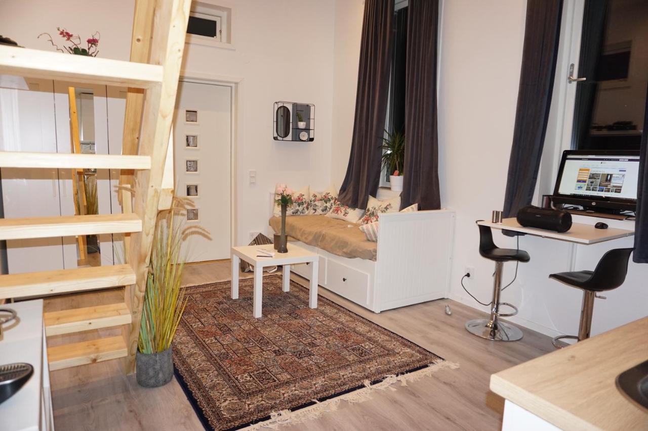 Fresh Happy Little House, 35 M2 In Taeby Stockholm