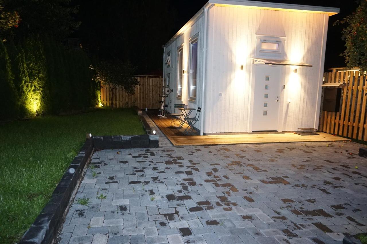 Fresh Happy Little House, 35 M2 In Taeby *