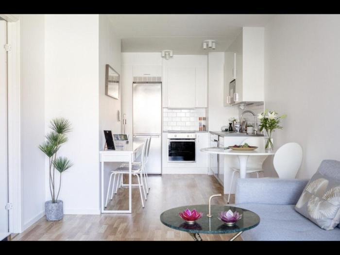 Fresh And Cosy In The Center Of The Apartment *