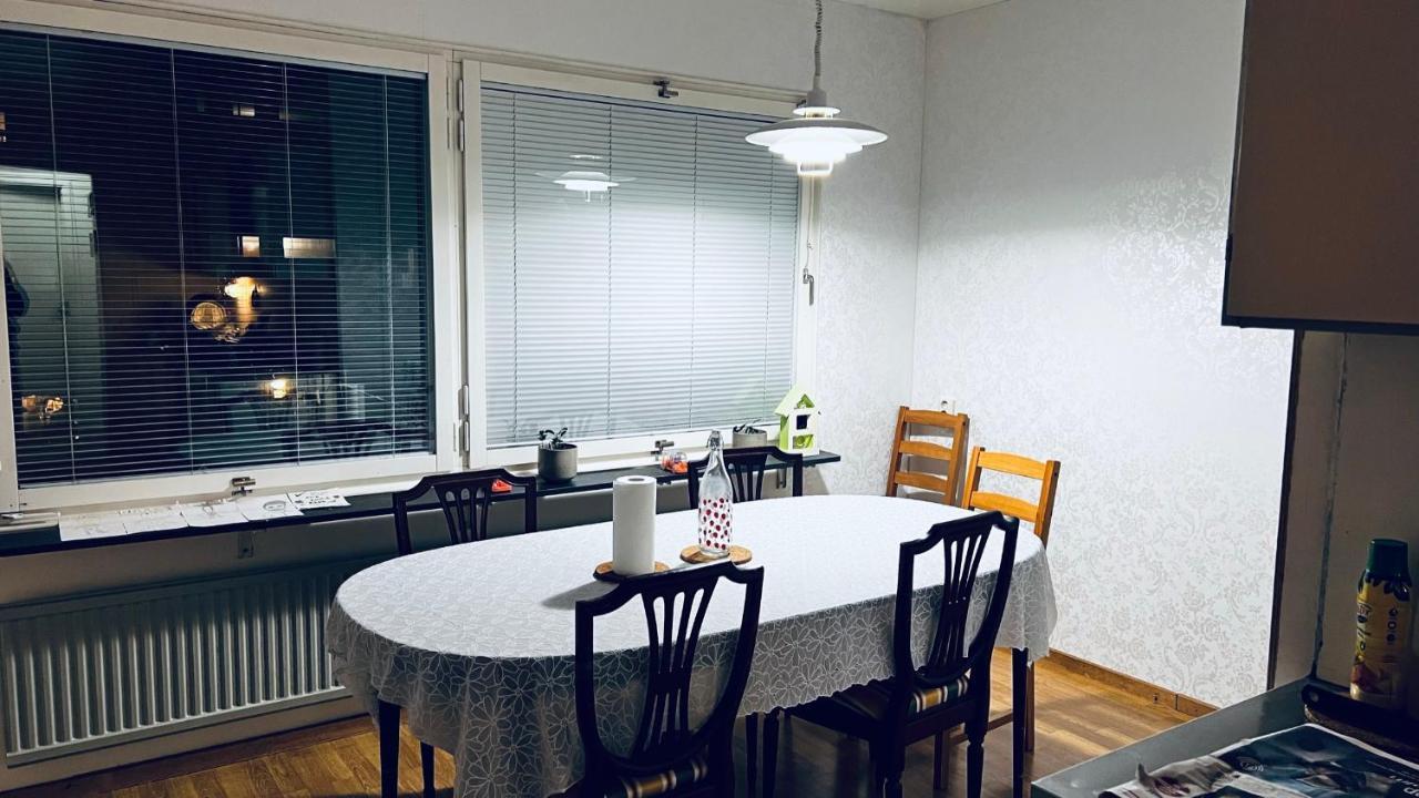 Hospedagem domiciliar Cozy In Kungsangen-read Host Info *