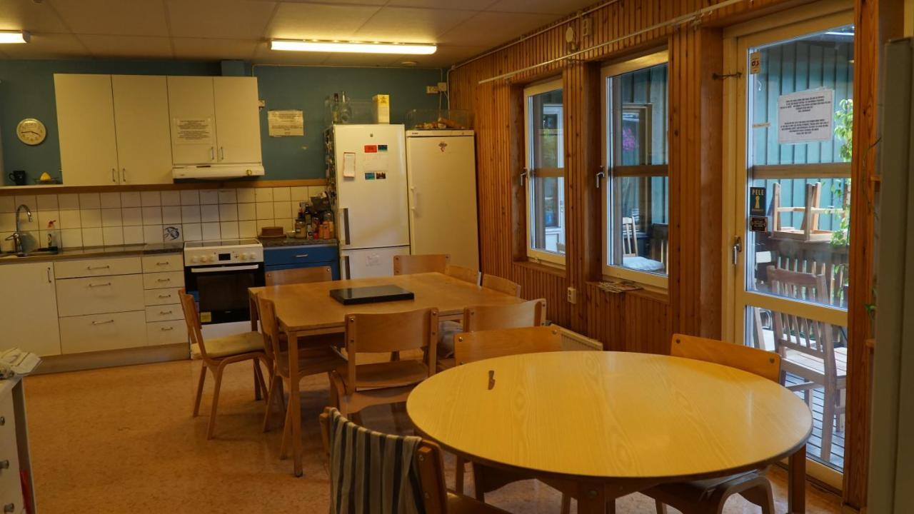 Bredaengs Hostel *