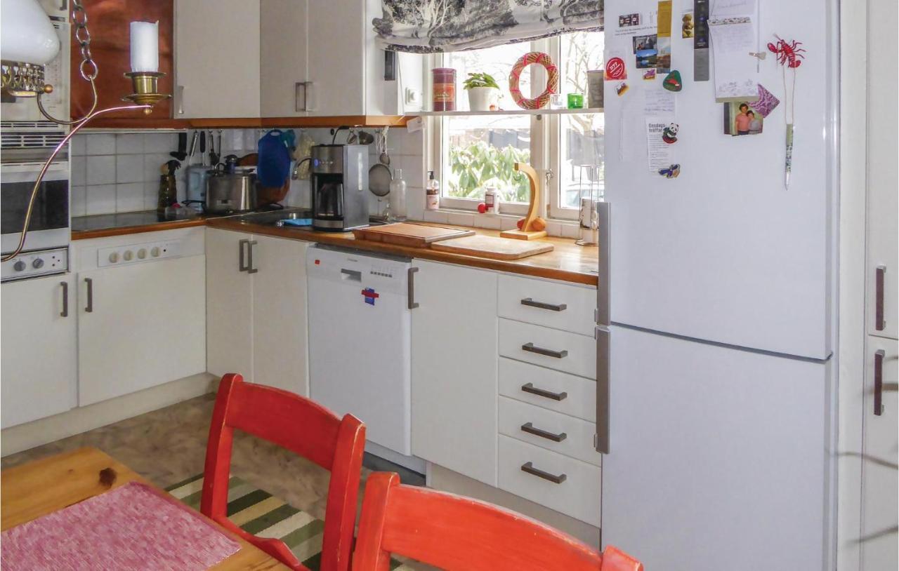 Lovely In Spanga With Kitchen Stockholm