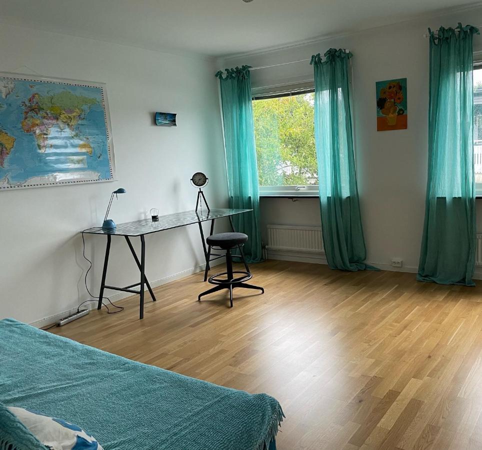 Park View Apartment
