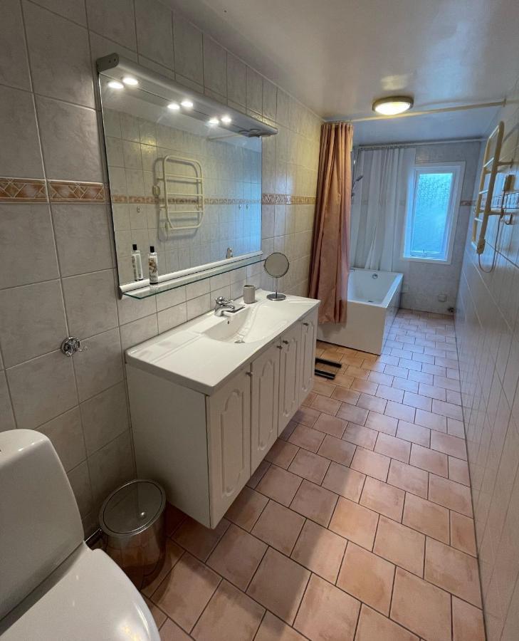 Park View Apartment *