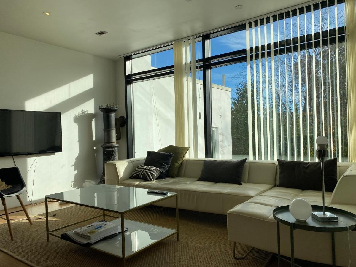 Exclusive 2 Level Etage Next To Arlanda-city Metro Apartment *
