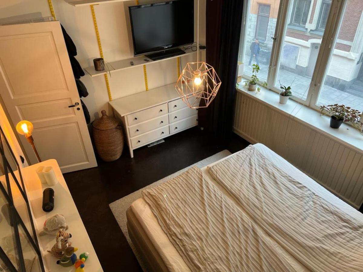 In The Middle Of So-fo, Soedermalm, 67sqm Apartment *