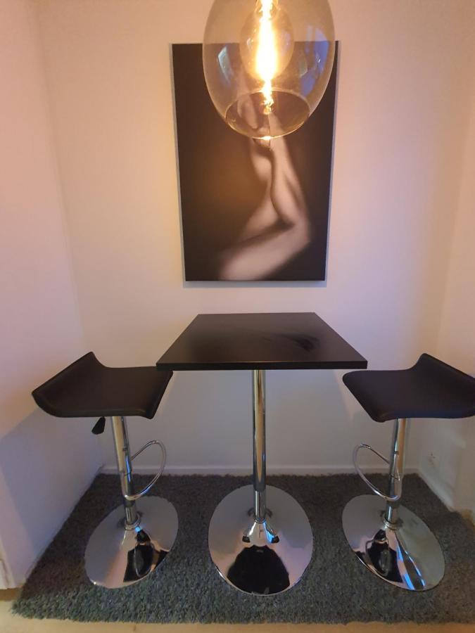 Close To The Subway. Beautiful And Cozy Apartment! * Stockholm