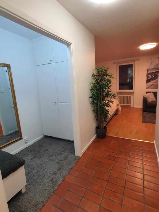 Close To The Subway. Beautiful And Cozy Apartment! * Stockholm