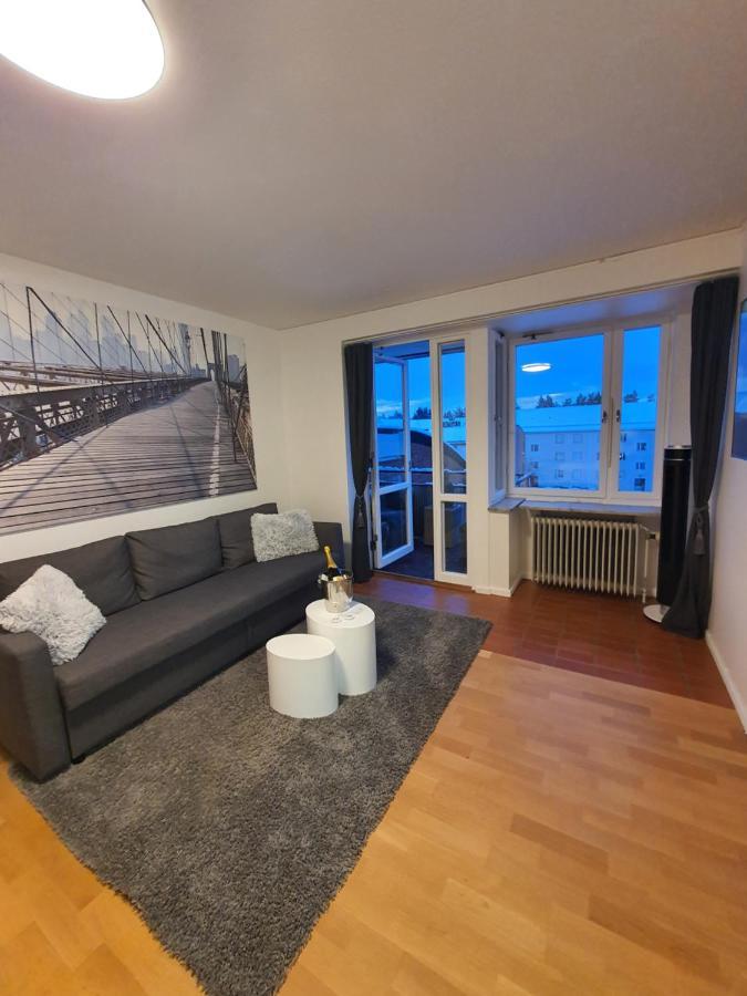 Close To The Subway. Beautiful And Cozy Apartment! Apartment
